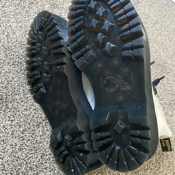 New Dr Martens white Jadon platform boots with two sets of laces for free! - Picture 6 of 13